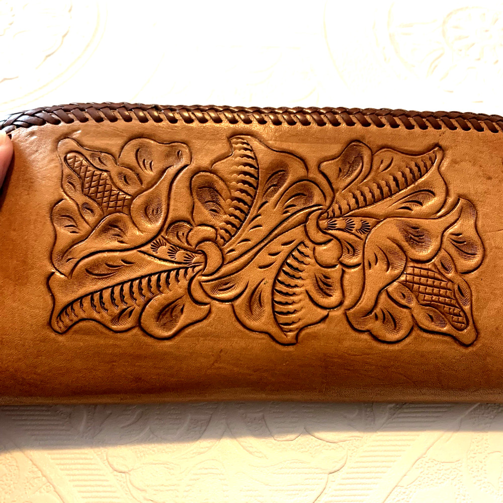 Vintage Hand-tooled Leather Women’s Wallet Clutch Dbl Kiss-lock Closure “MOM” - Picture 2 of 10